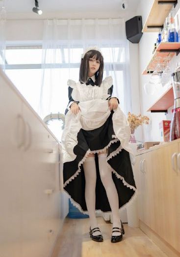 谁和她睡了