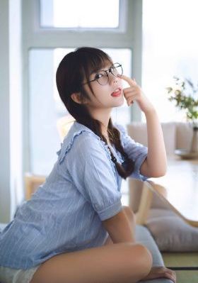 年轻的嫂子4在线观看