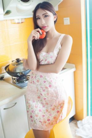 片名叫《官狱女囚》