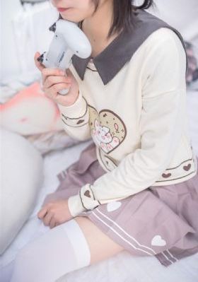 操小萝莉